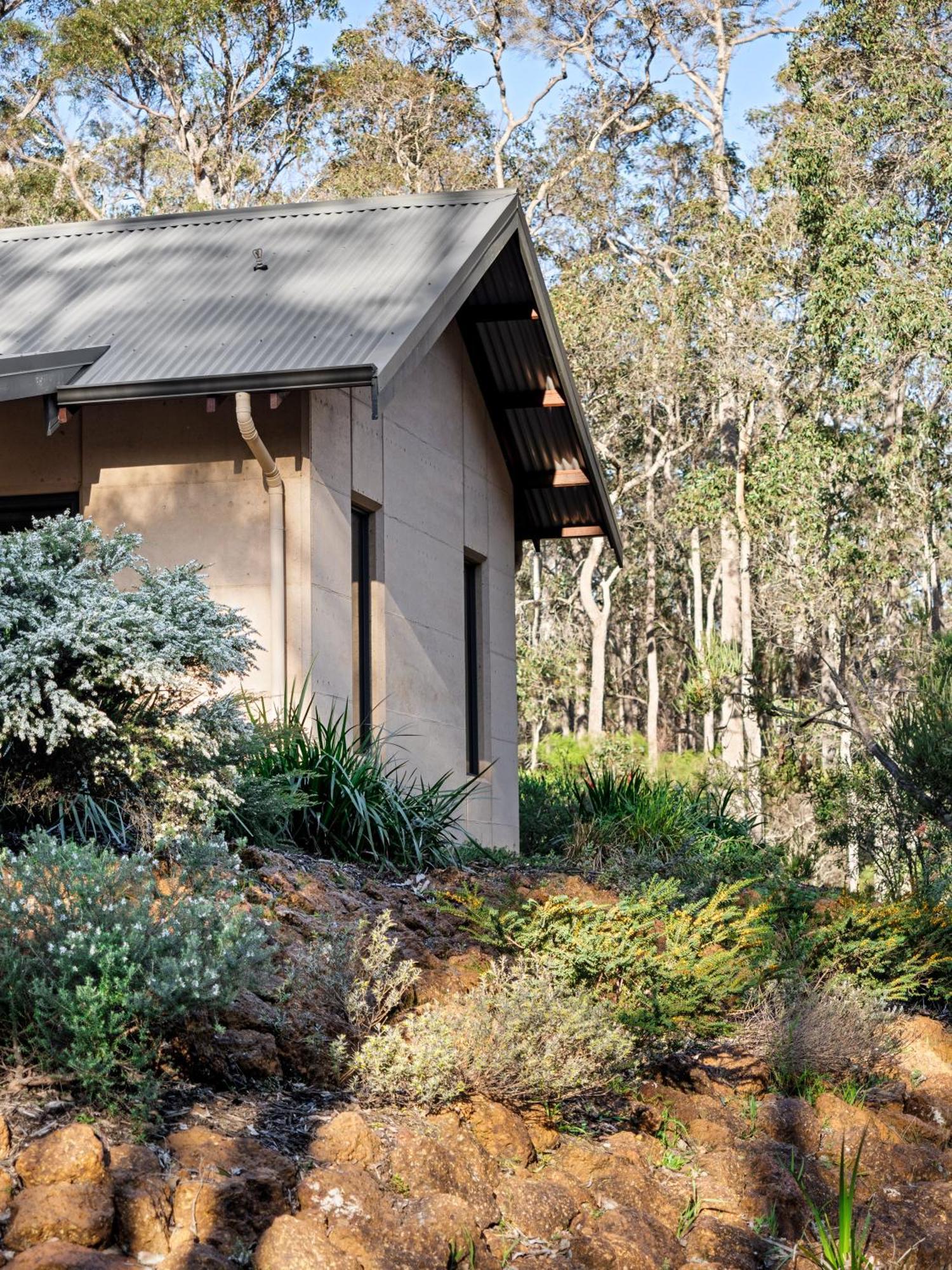 Jarrah Grove Forest Retreat - Adults Only Luxury Chalet Rosa Glen Exterior photo