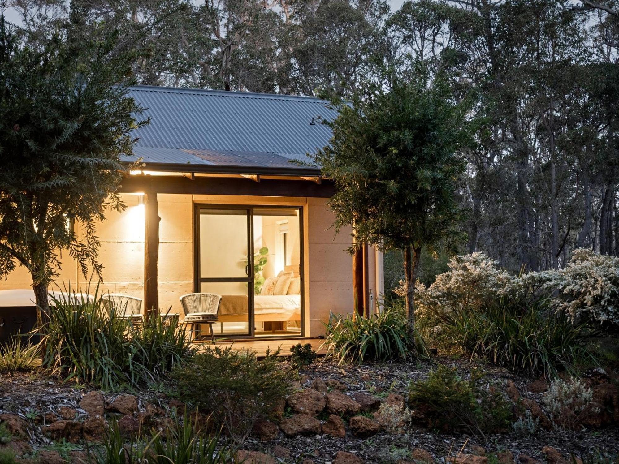 Jarrah Grove Forest Retreat - Adults Only Luxury Chalet Rosa Glen Exterior photo