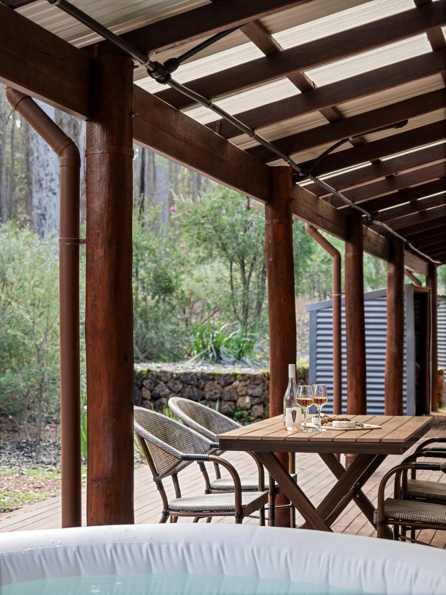 Jarrah Grove Forest Retreat - Adults Only Luxury Chalet Rosa Glen Exterior photo